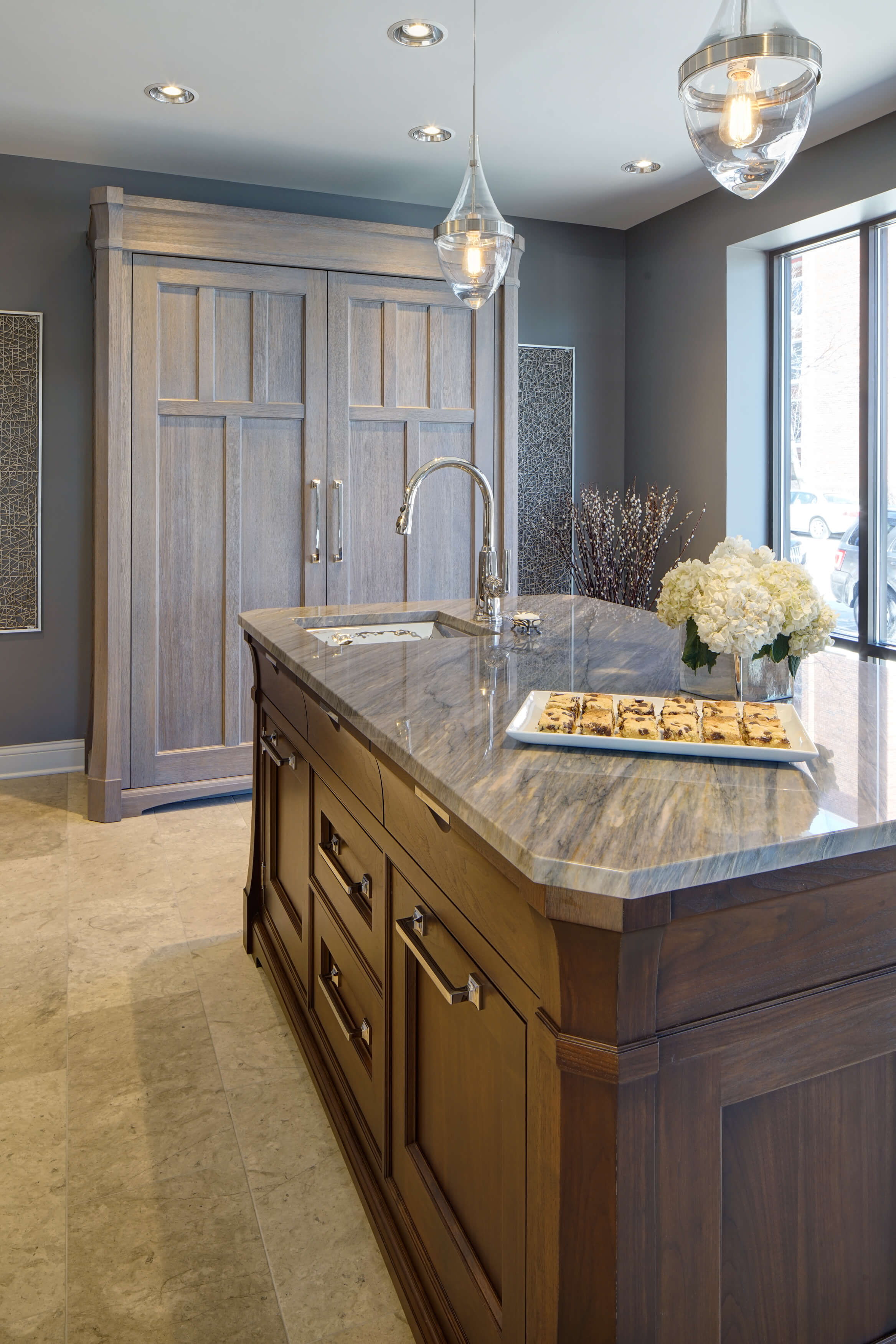 Drury Design Unveils Rutt HandCrafted Kitchen